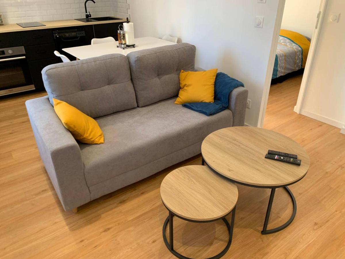 Le Chazottier Apartment Brindas Bagian luar foto