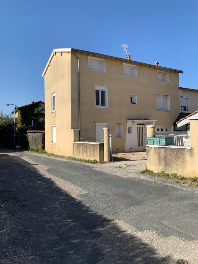 Le Chazottier Apartment Brindas Bagian luar foto