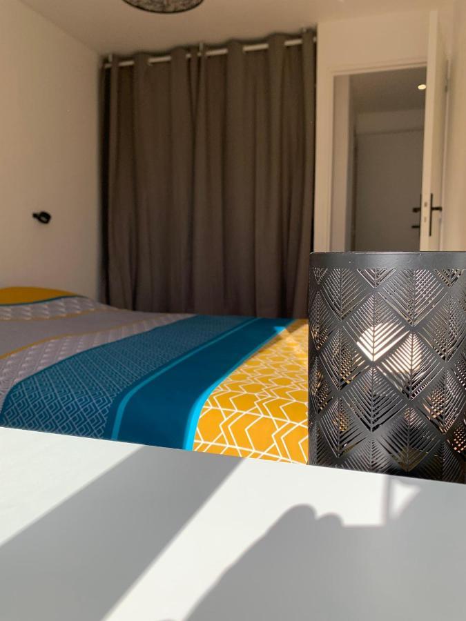 Le Chazottier Apartment Brindas Bagian luar foto